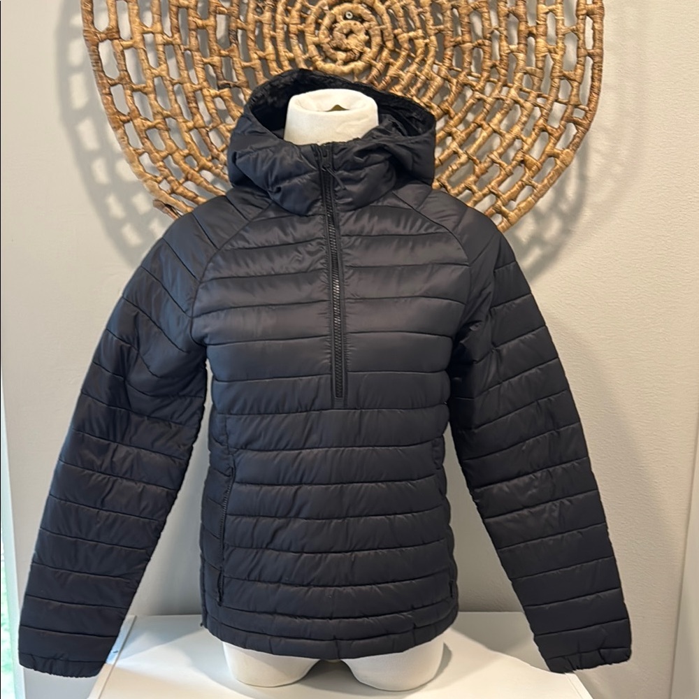 Everlane Black Puffer Jacket with Hood